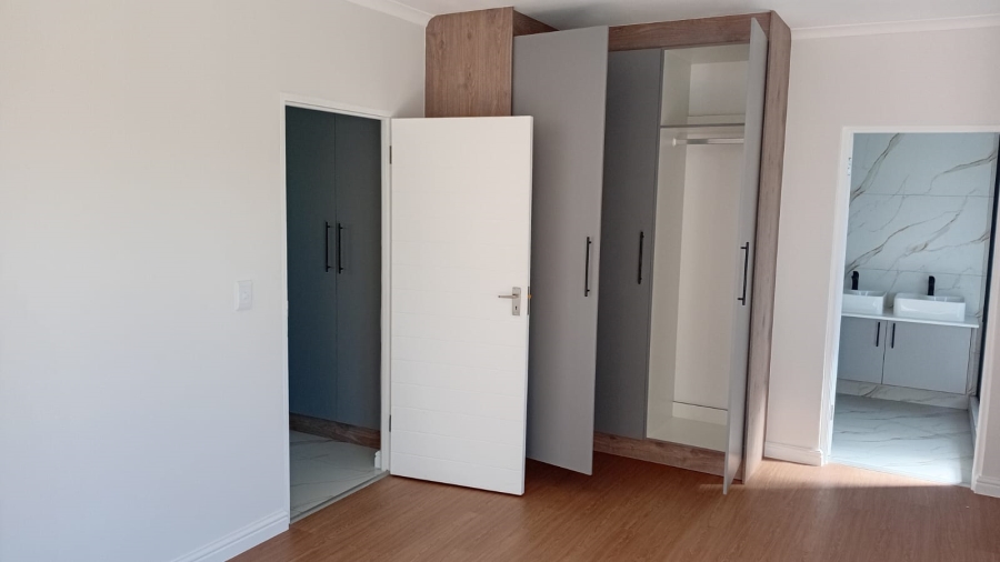 3 Bedroom Property for Sale in Sandown Western Cape